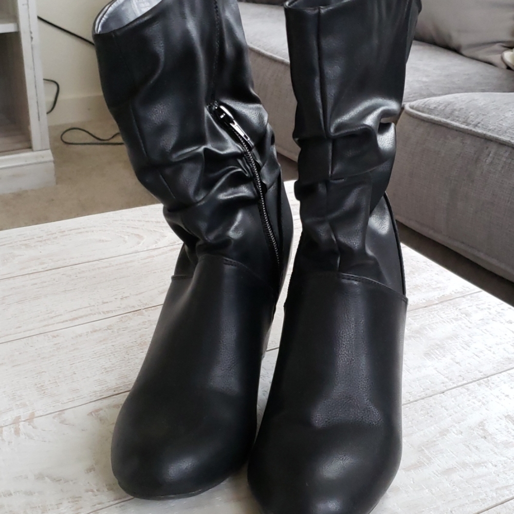 Black boots